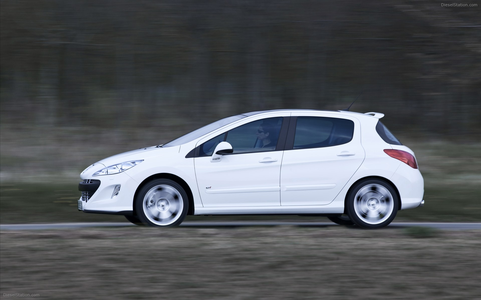 Peugeot 308 GTi 2011