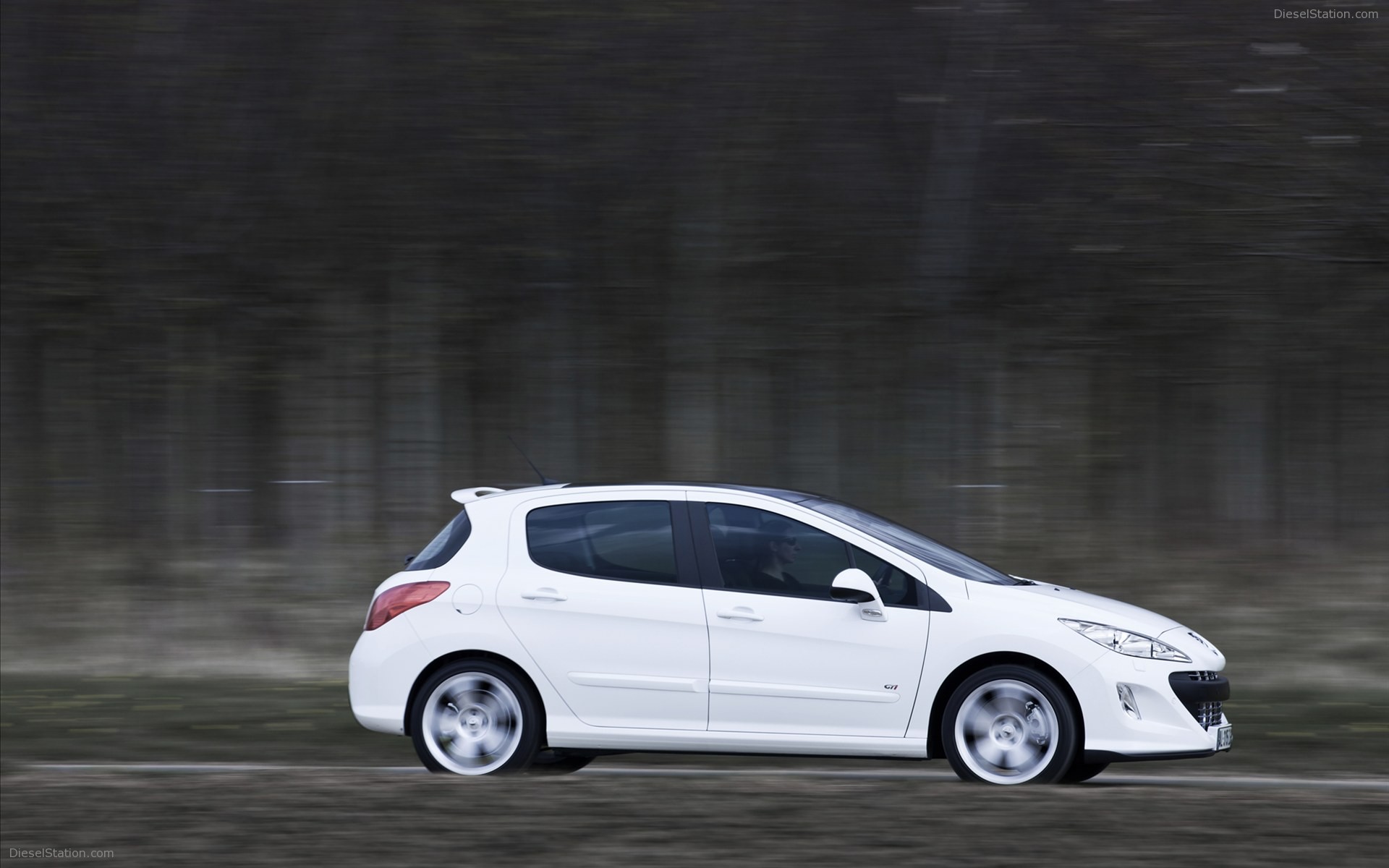 Peugeot 308 GTi 2011