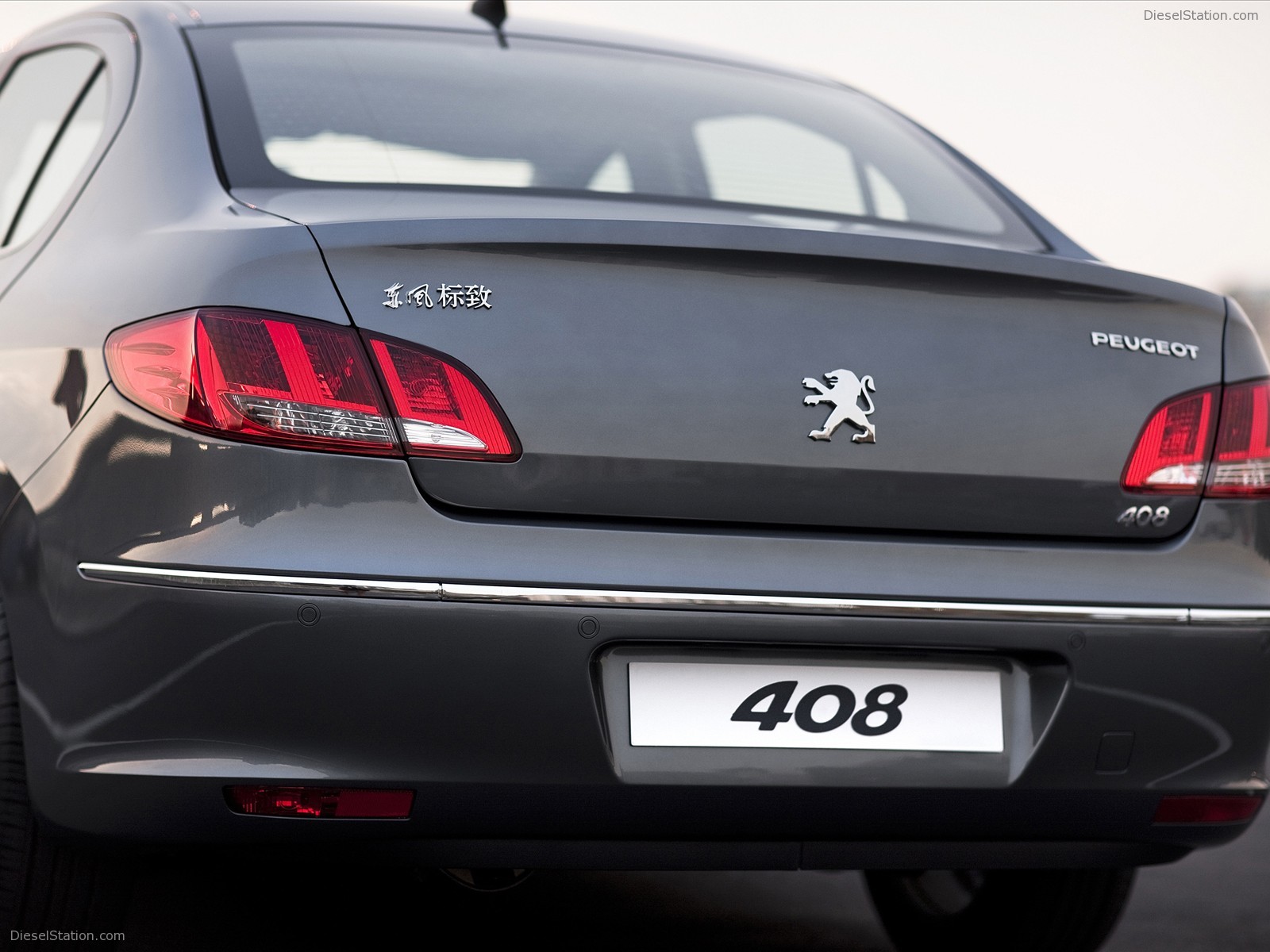 Peugeot 408 2011