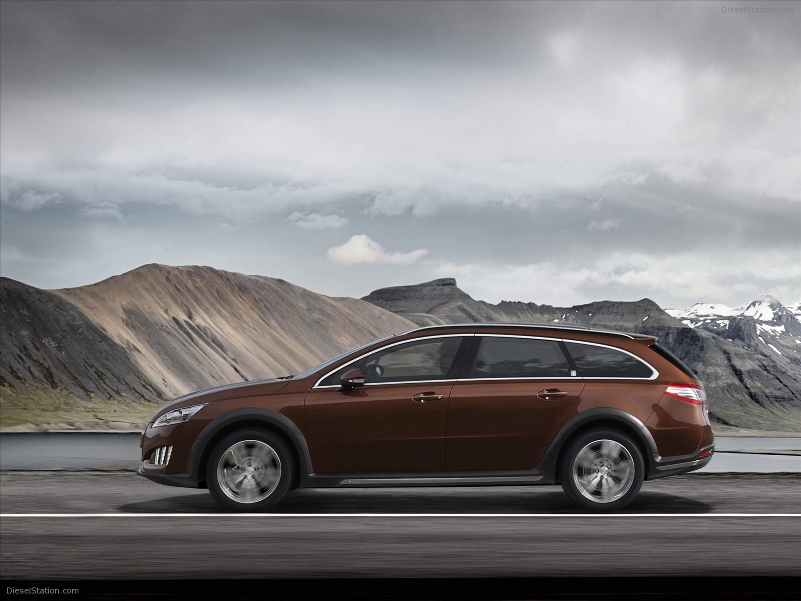 Peugeot 508 RXH 2012