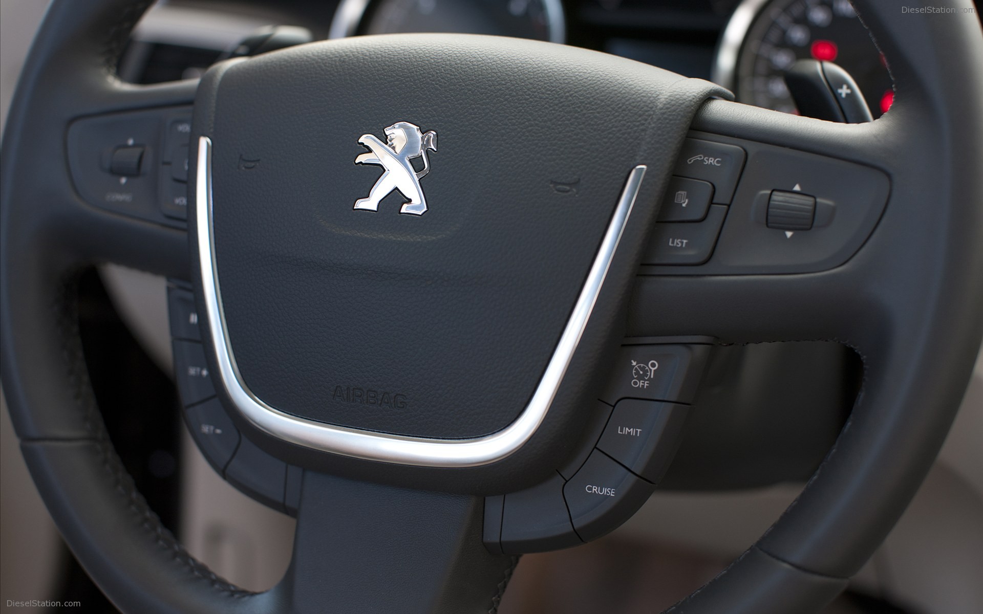 Peugeot 508 SW 2011