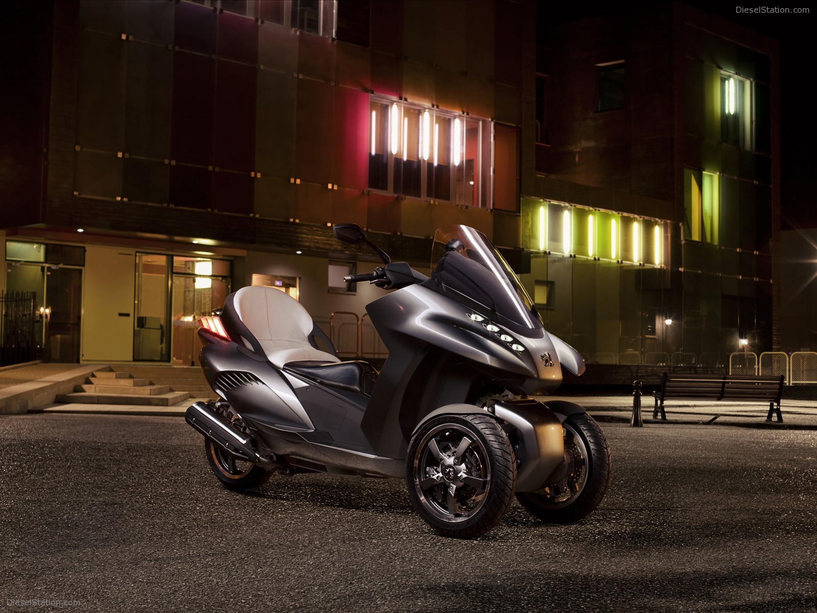 Peugeot Hybrid3 Evolution Concept
