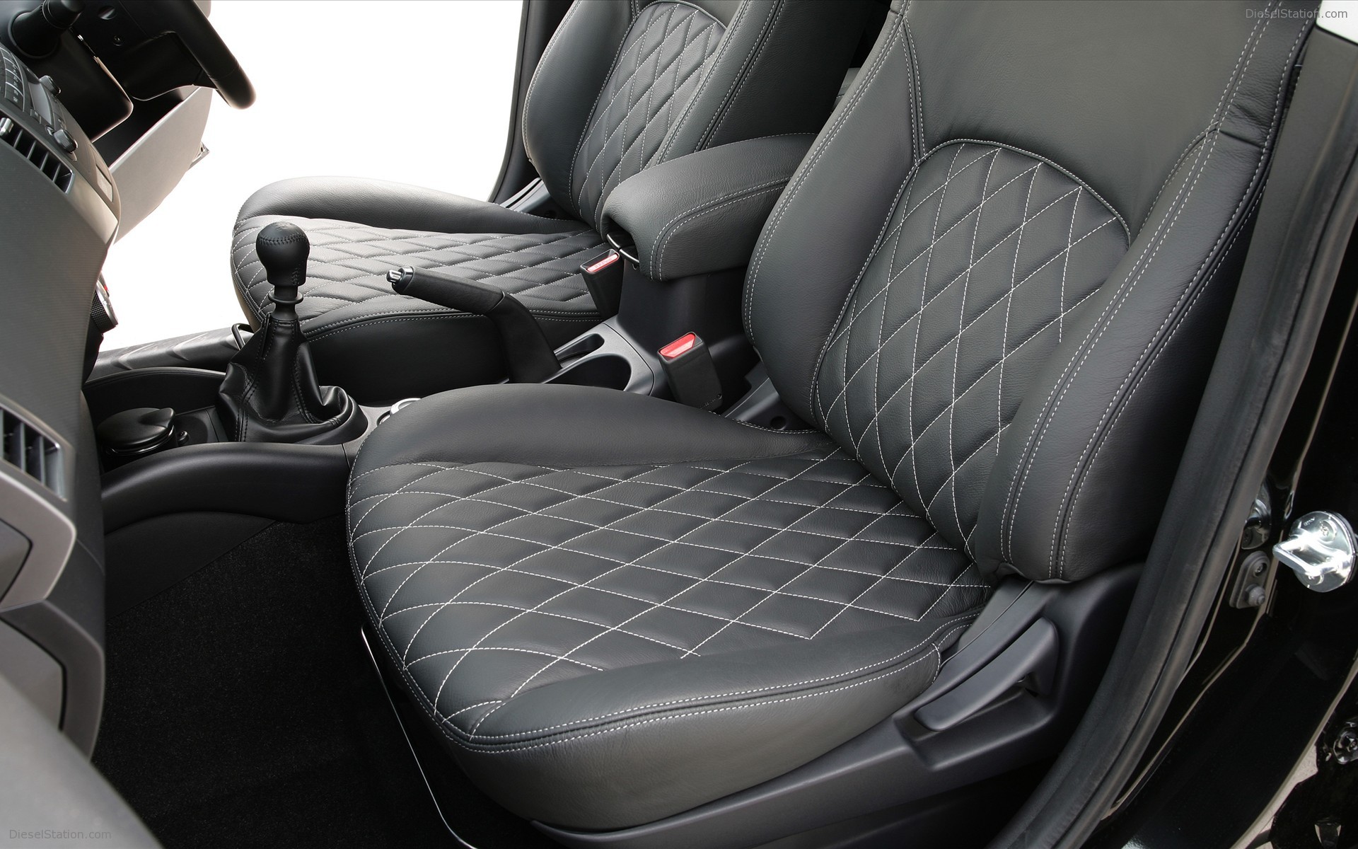 NEW PEUGEOT 4007 SPORT XS