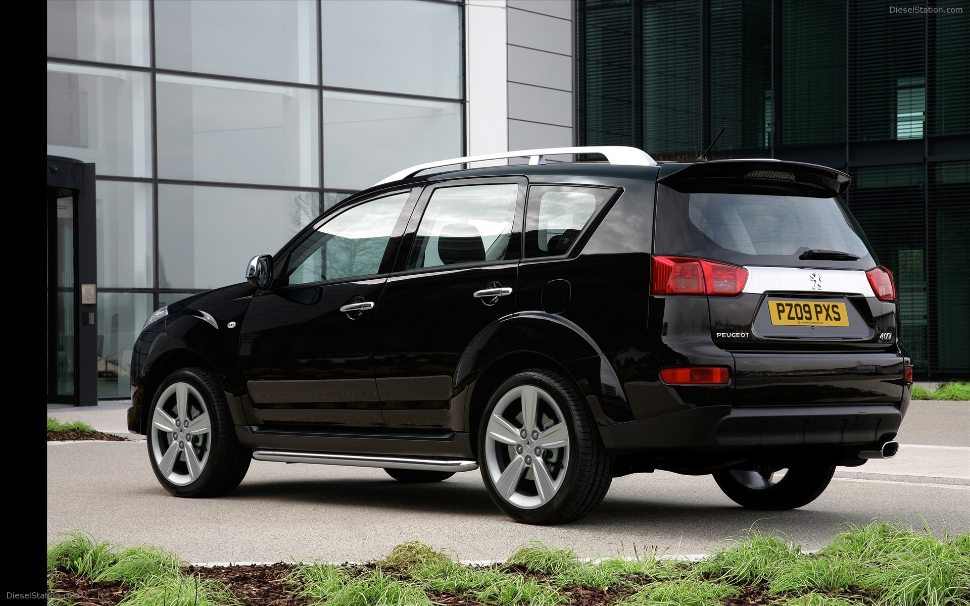 NEW PEUGEOT 4007 SPORT XS