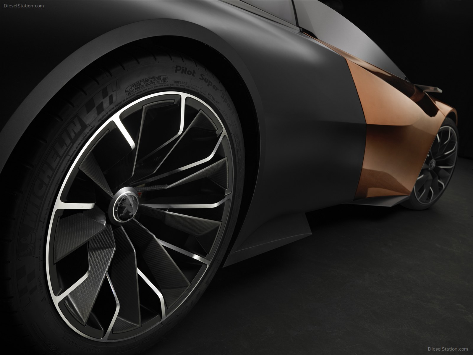Peugeot Onyx Concept 2012