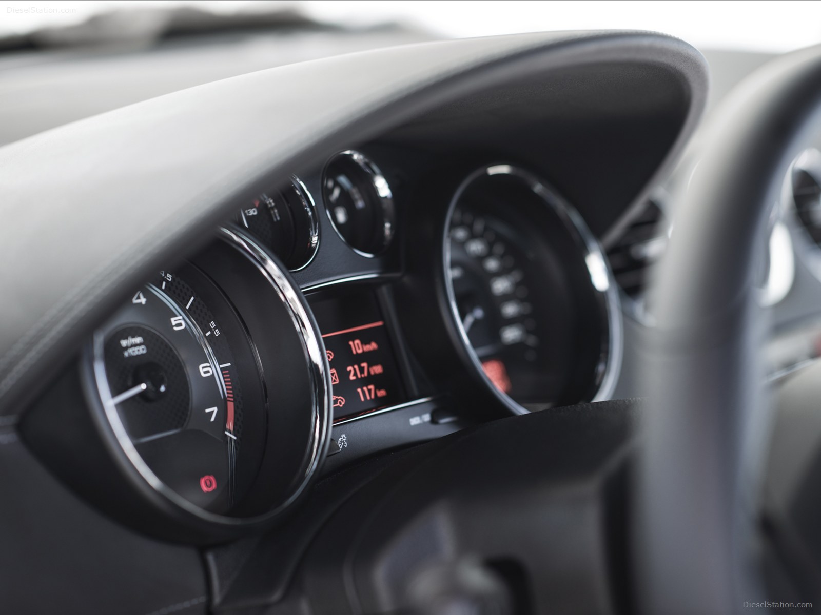 Peugeot RCZ Sports Coupe 2013