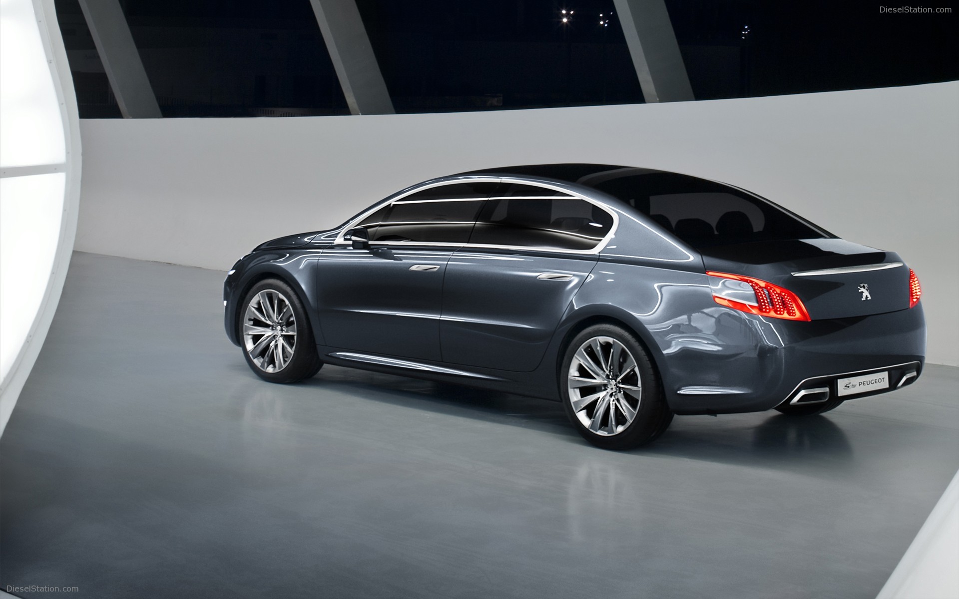 The 5 Peugeot Concept car 2010