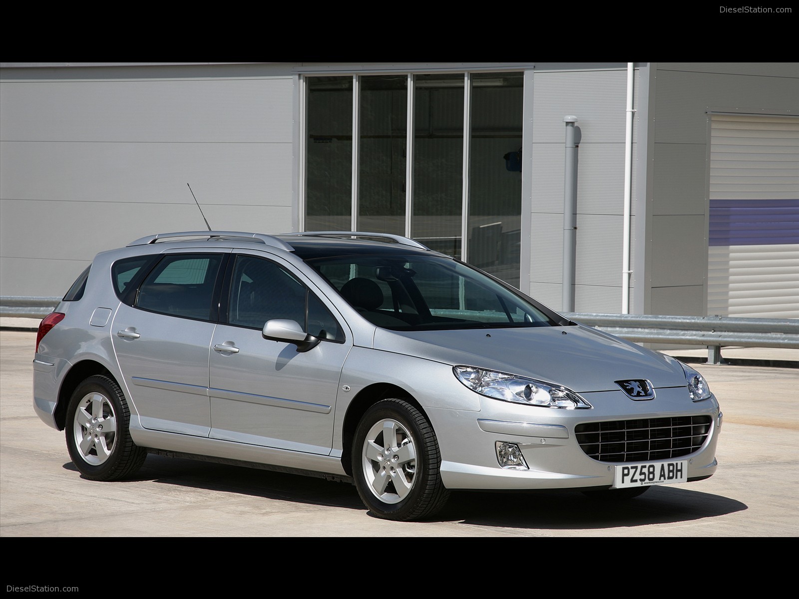 The New 2009 Peugeot 407
