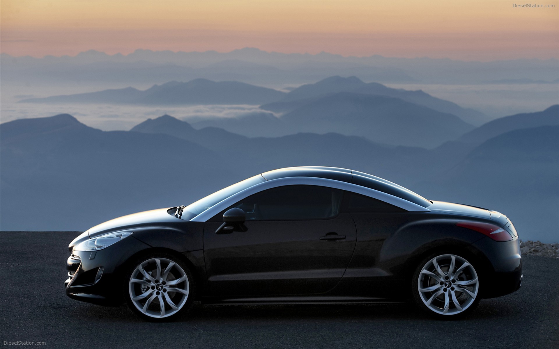 The Peugeot RCZ - A Dynamic New Chapter The Peugeot RCZ - A Dynamic New Chapter