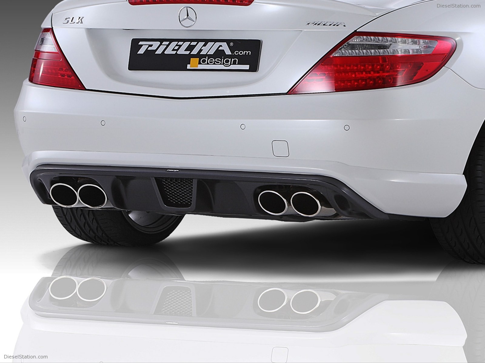 Piecha Design Mercedes-Benz SLK R172 Accurian RS 2011 Piecha Design Mercedes-Benz SLK R172 Accurian RS 2011