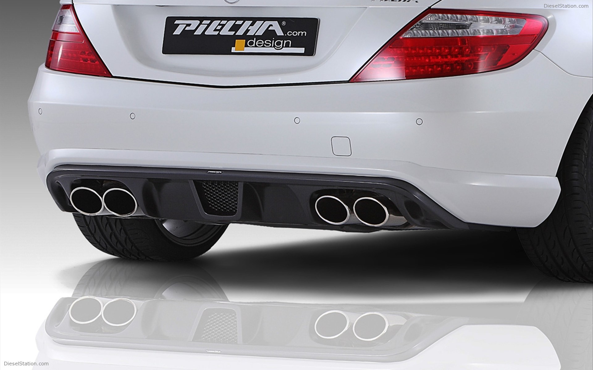 Piecha Design Mercedes-Benz SLK R172 Accurian RS 2011 Piecha Design Mercedes-Benz SLK R172 Accurian RS 2011