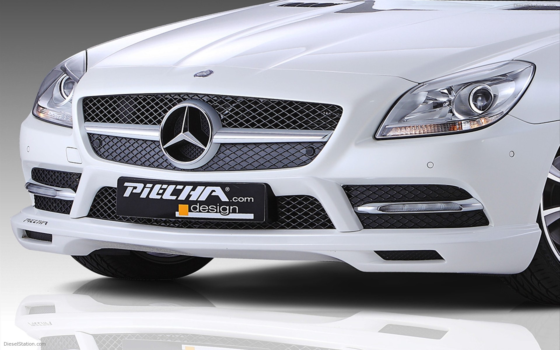 Piecha Design Mercedes-Benz SLK R172 Accurian RS 2011 Piecha Design Mercedes-Benz SLK R172 Accurian RS 2011