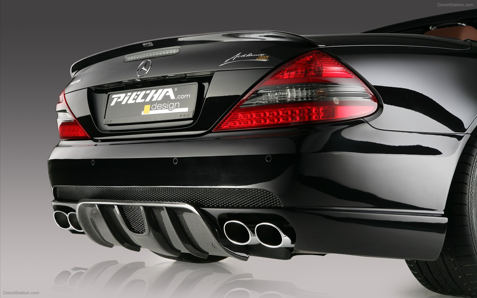 Piecha Design Modernises The SL To The Avalange RS Piecha Design Modernises The SL To The Avalange RS