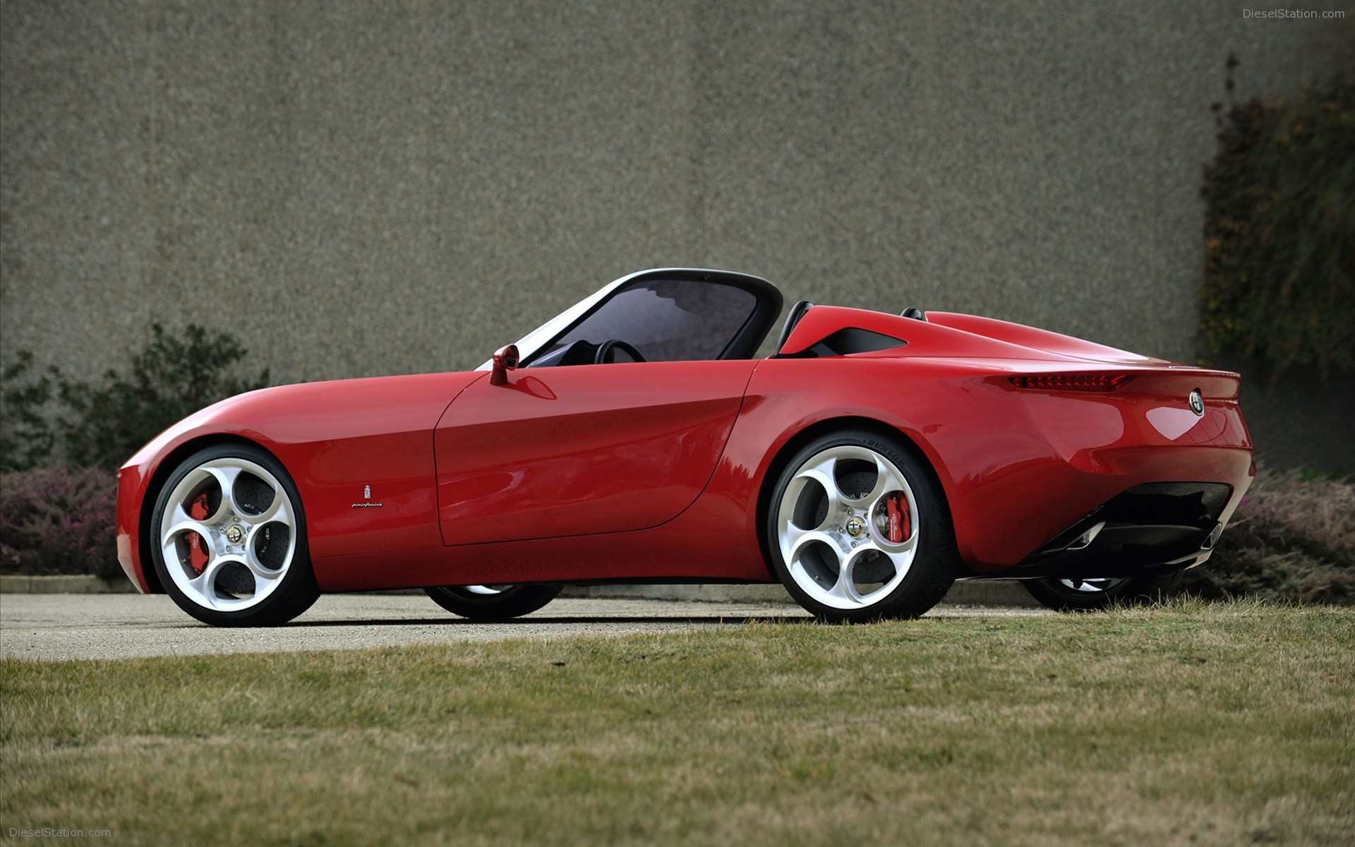 Pininfarina 2uettottanta - Alfa Romeo Spider