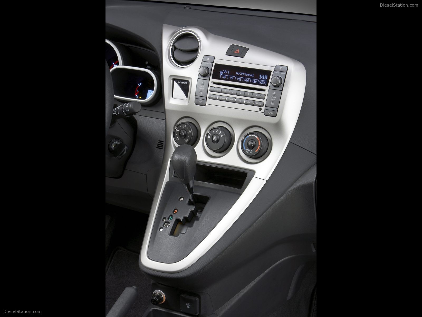 Pontiac Vibe GT 2009 Wallpapers