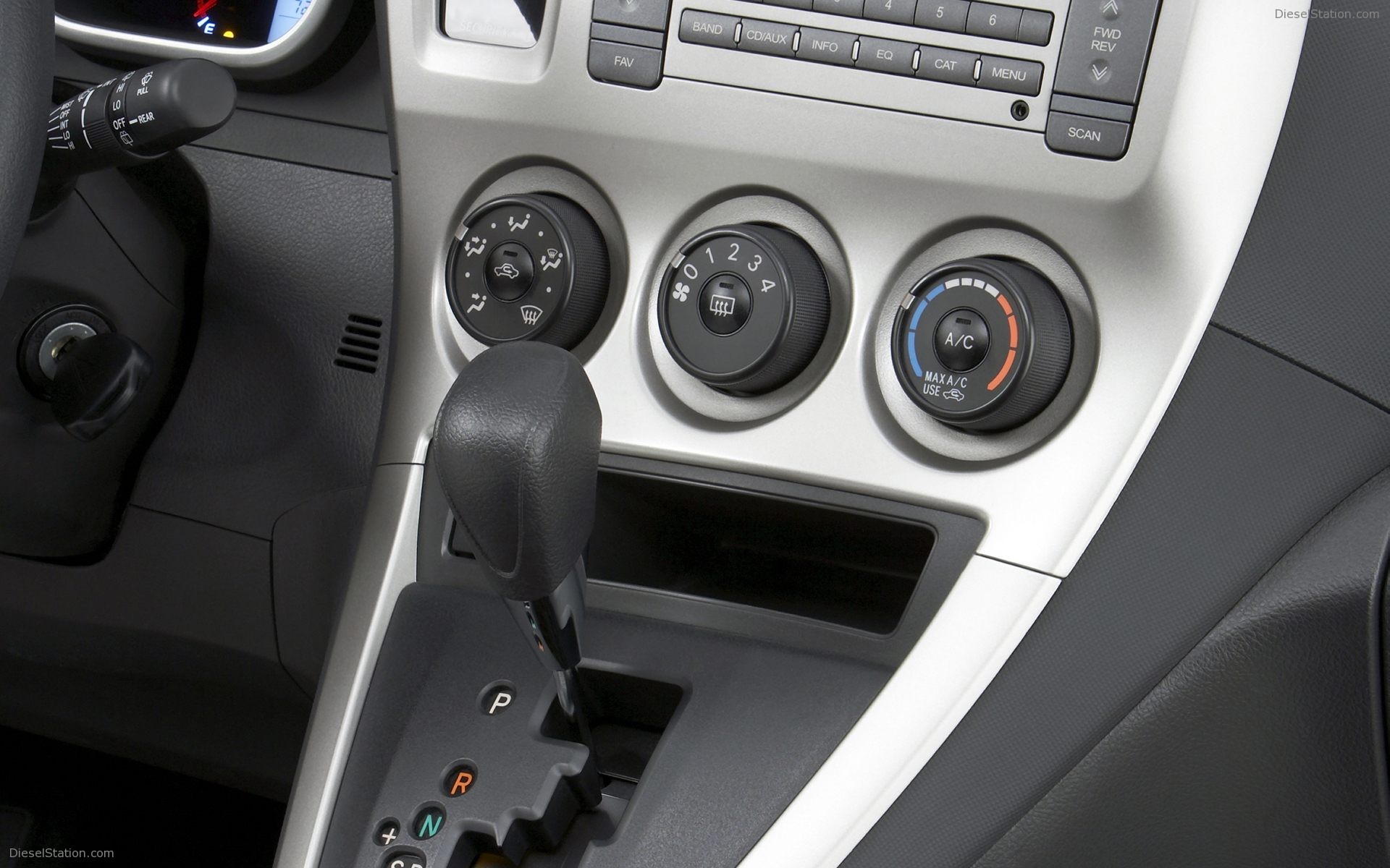 Pontiac Vibe GT 2009 Wallpapers