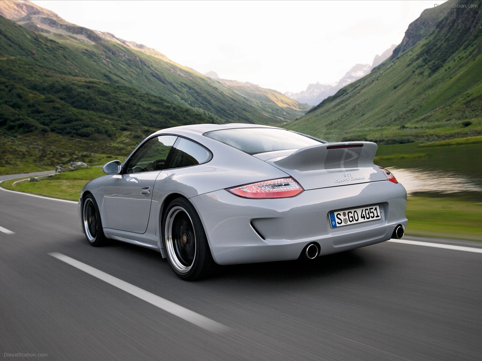 2010 Porsche 911 Sport Classic