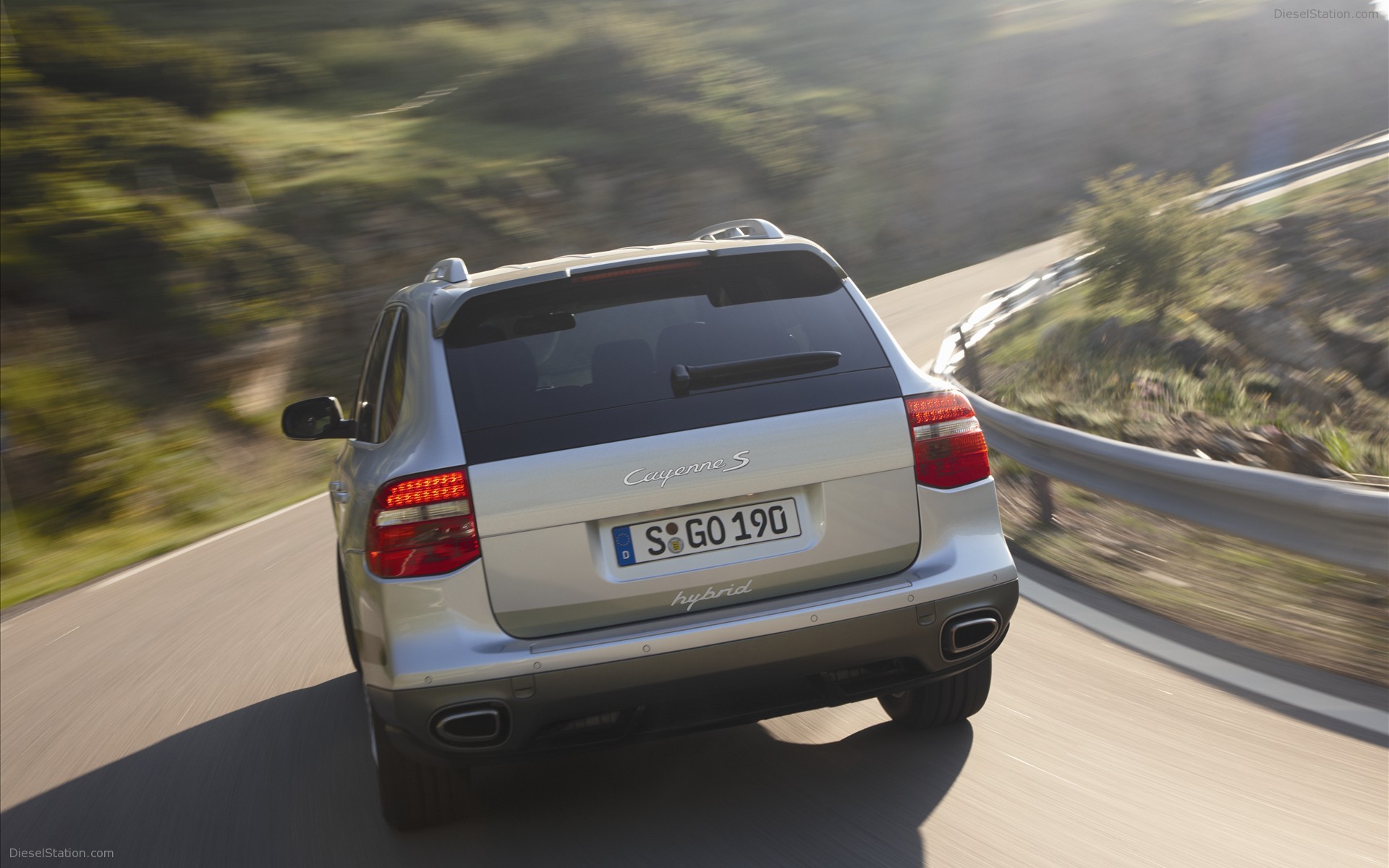 2010 Porsche Cayenne S Hybrid