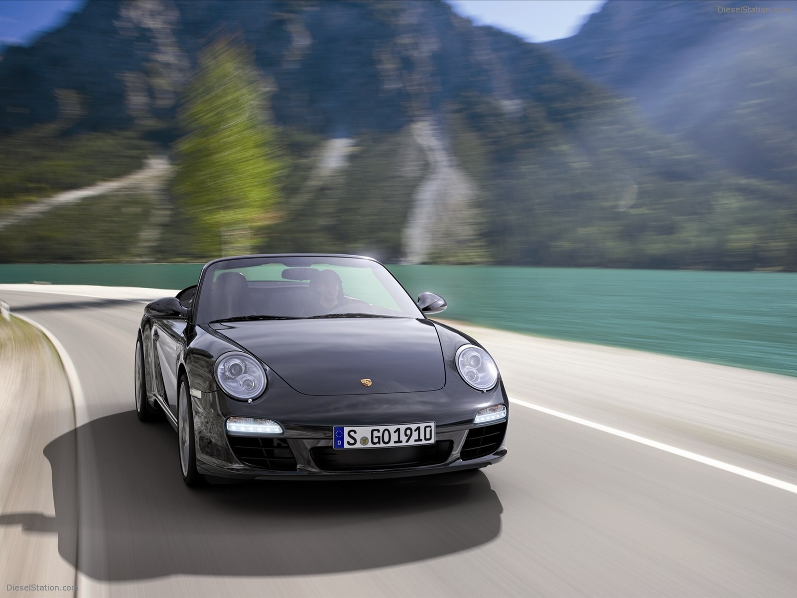 Porsche 911 Black Edition Cabriolet 2012