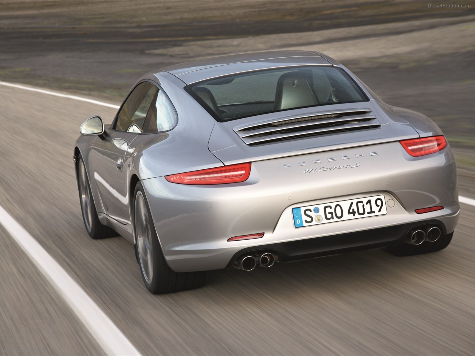 Porsche 911 Carrera 2012