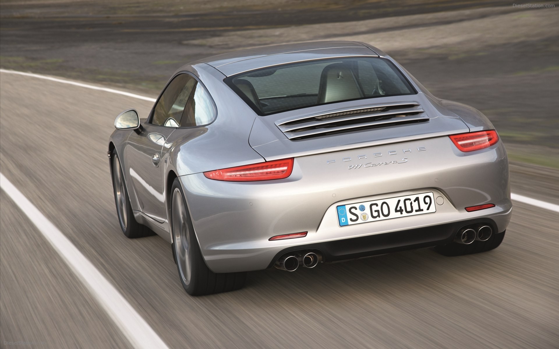 Porsche 911 Carrera 2012