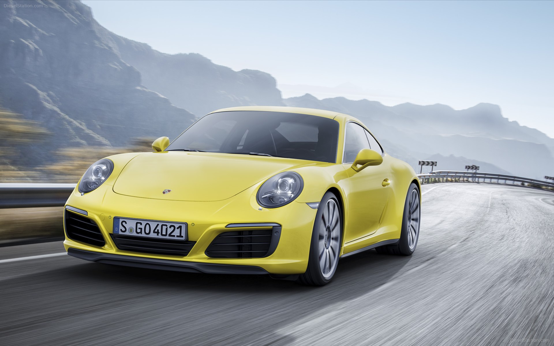 Porsche 911 Carrera 4 2016