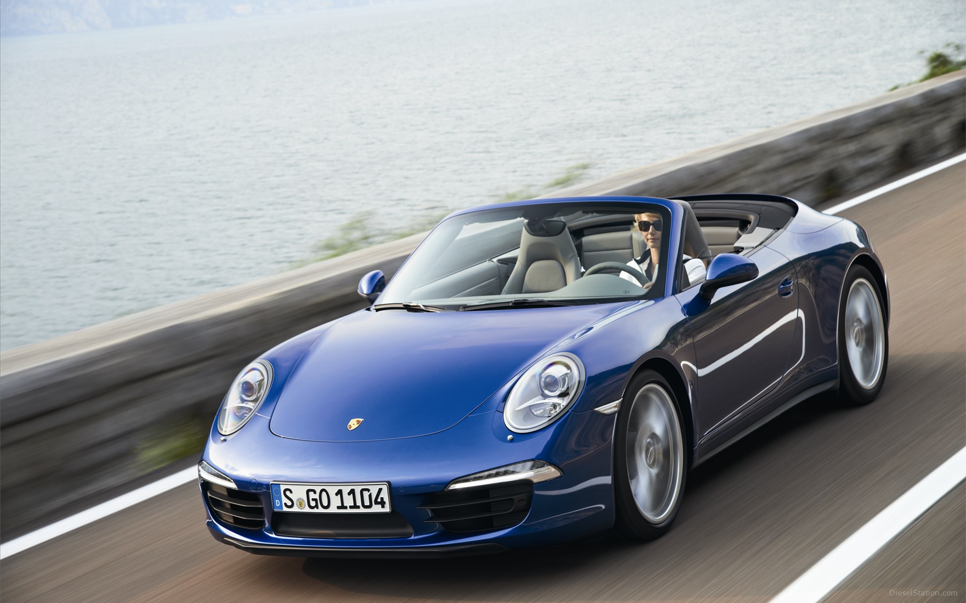 Porsche 911 Carrera 4 Cabriolet 2013