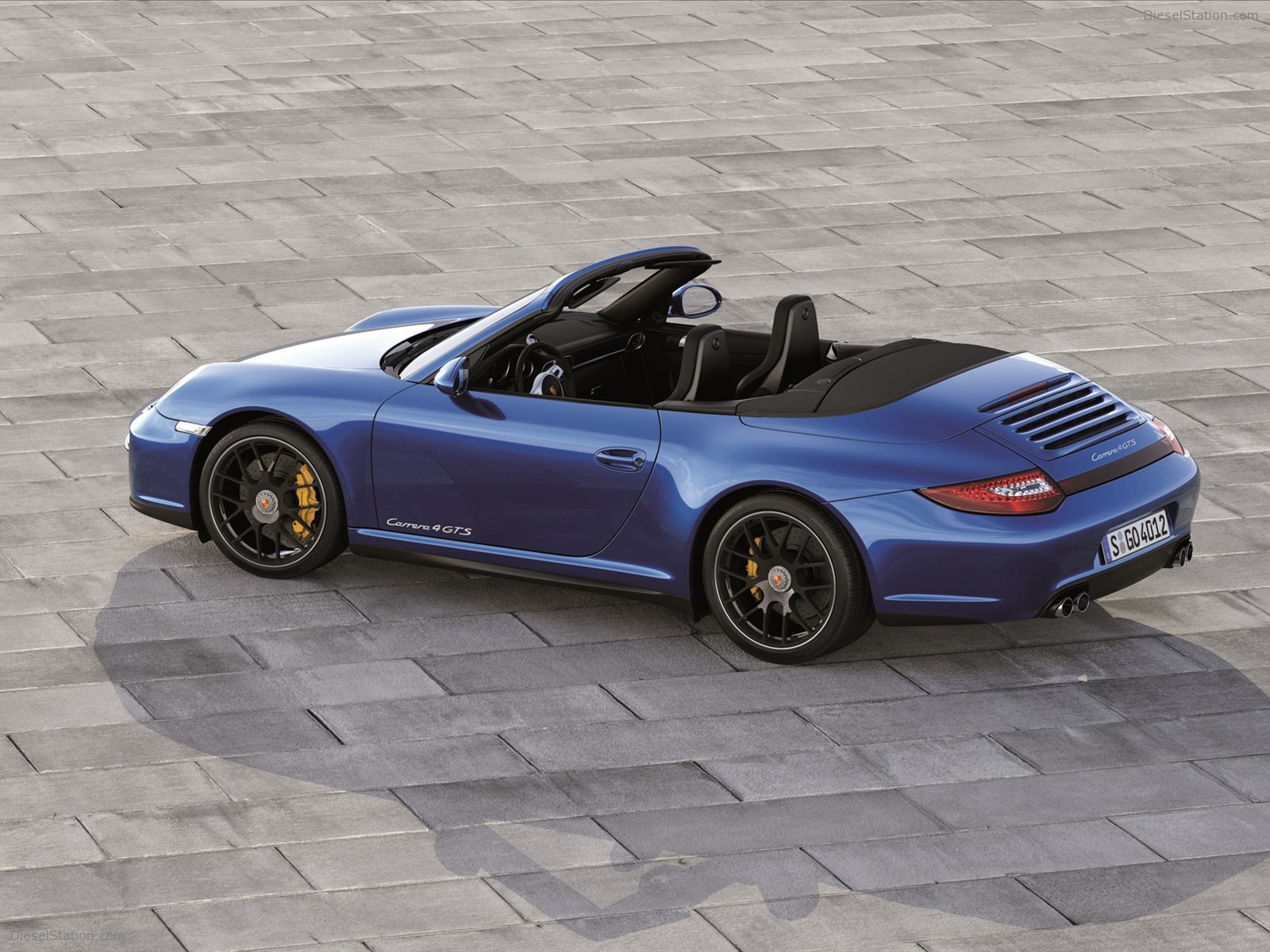Porsche 911 Carrera 4 GTS Cabriolet 2012 Porsche 911 Carrera 4 GTS Cabriolet 2012