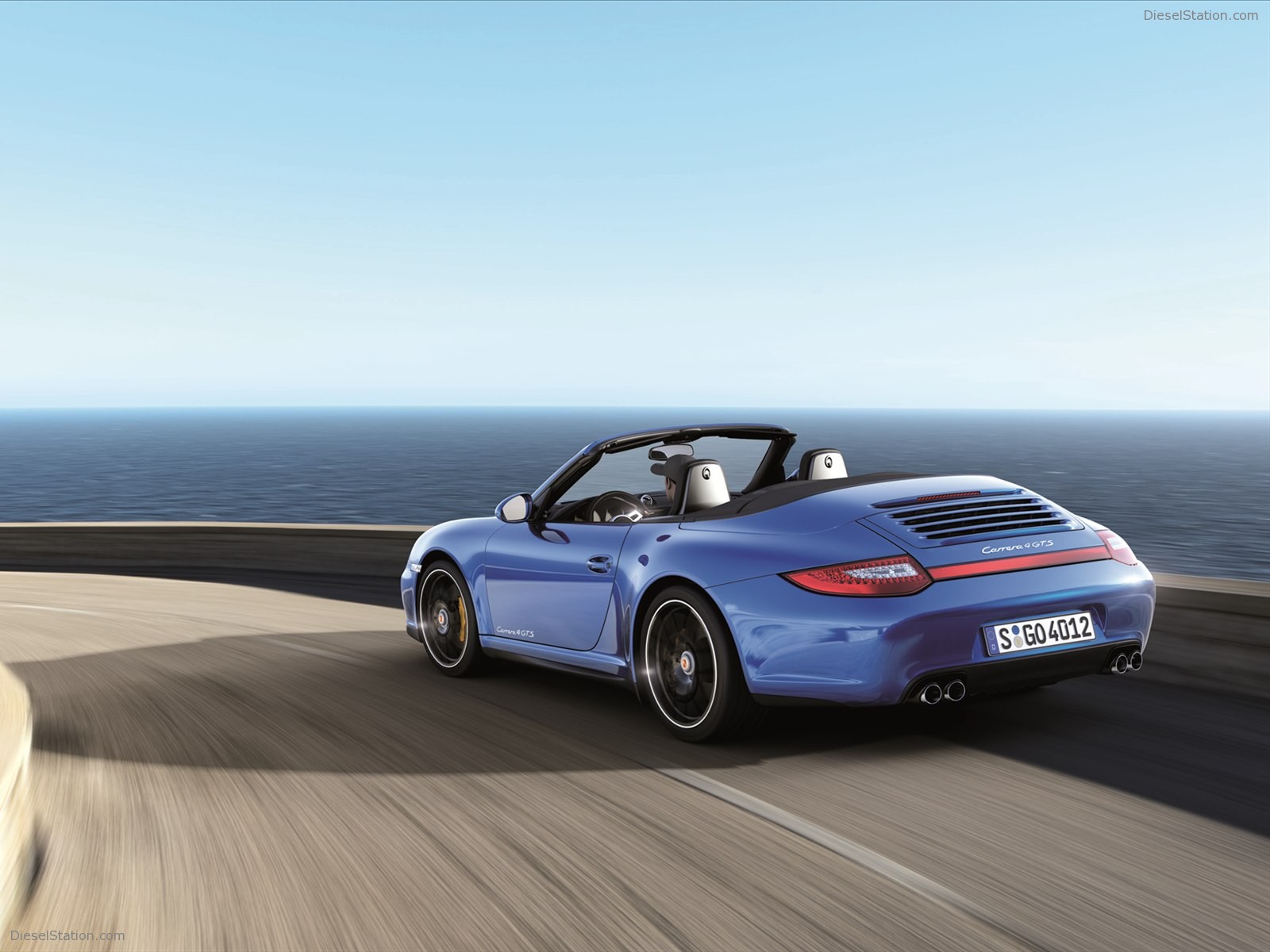 Porsche 911 Carrera 4 GTS Cabriolet 2012