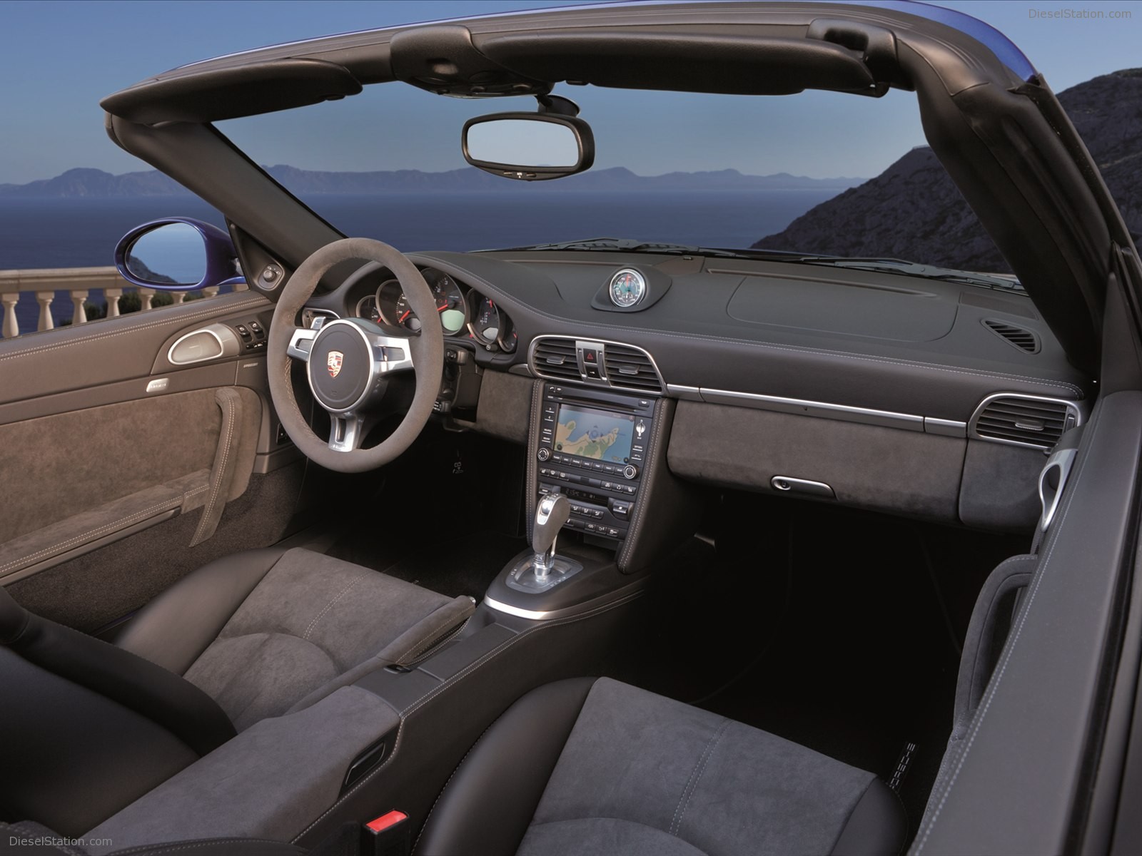 Porsche 911 Carrera 4 GTS Cabriolet 2012