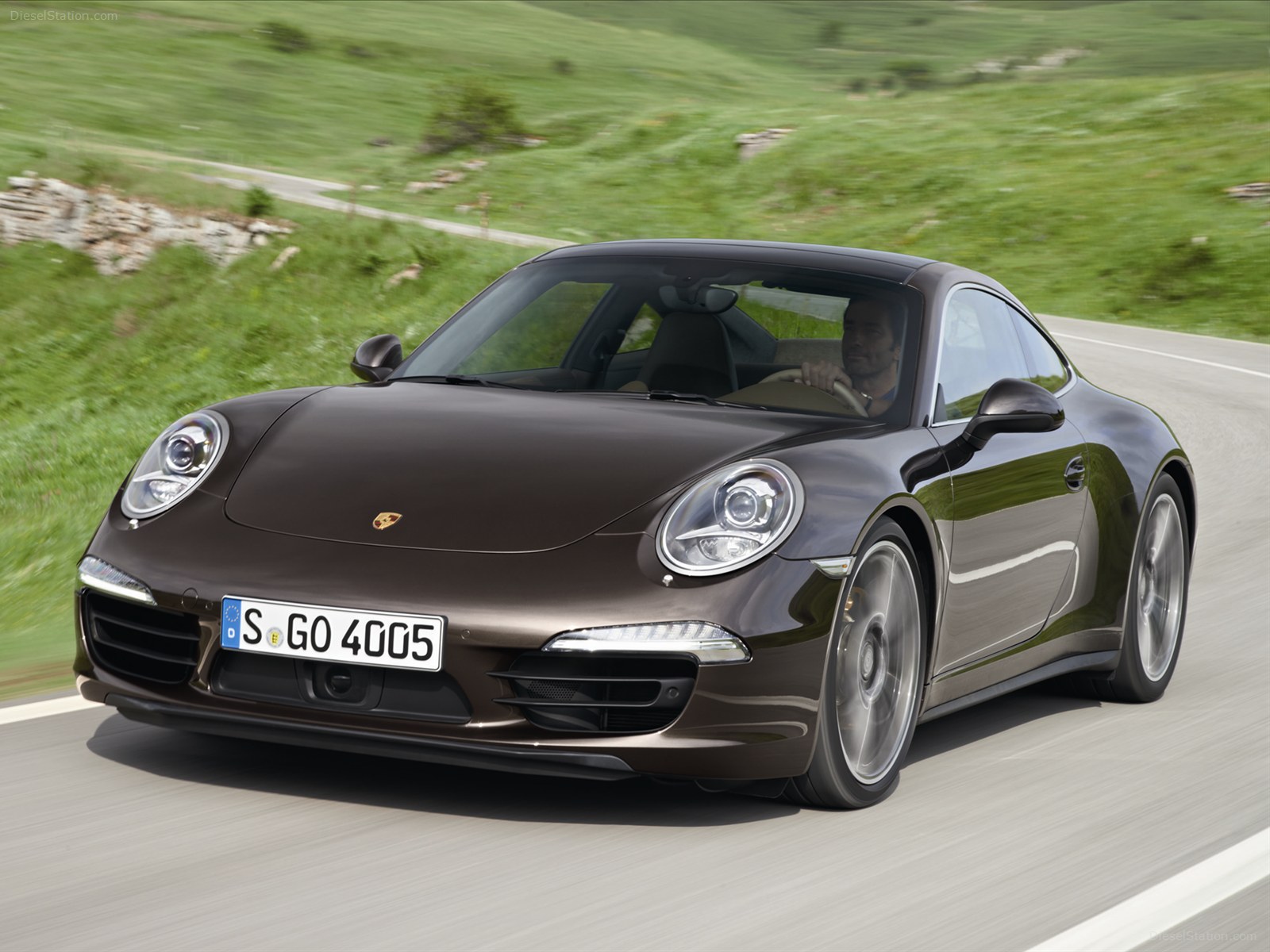 Porsche 911 Carrera 4S Coupe 2013
