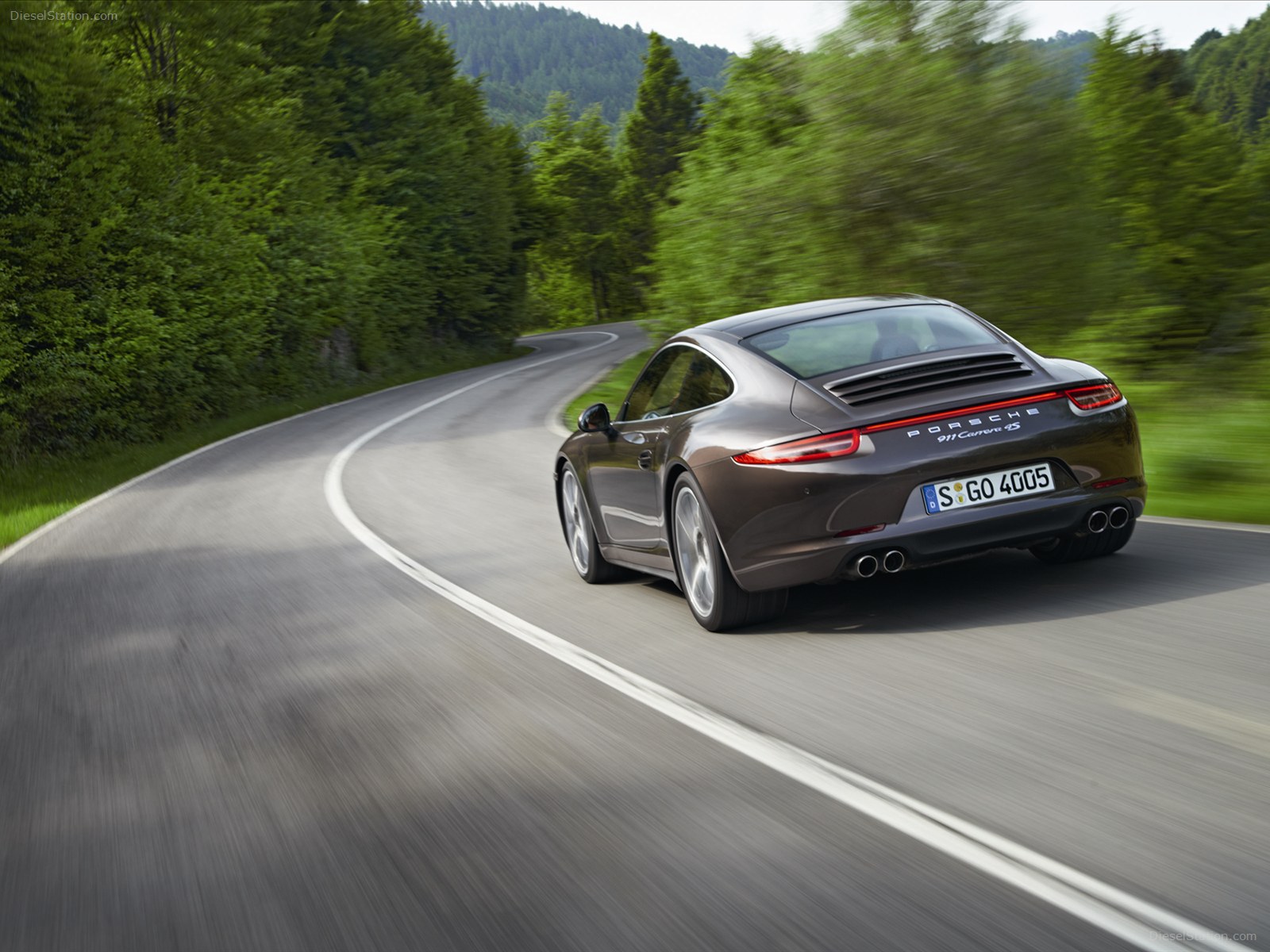 Porsche 911 Carrera 4S Coupe 2013