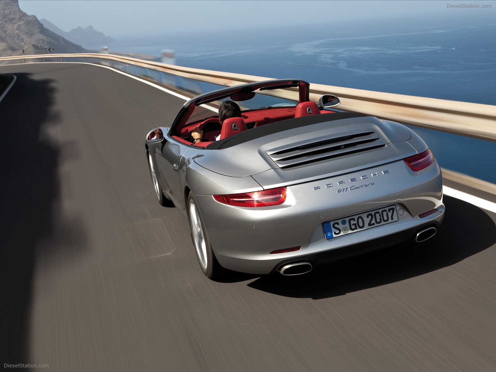 Porsche 911 Carrera Cabriolet 2012