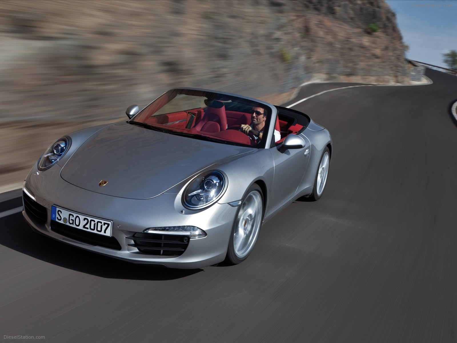 Porsche 911 Carrera Cabriolet 2012