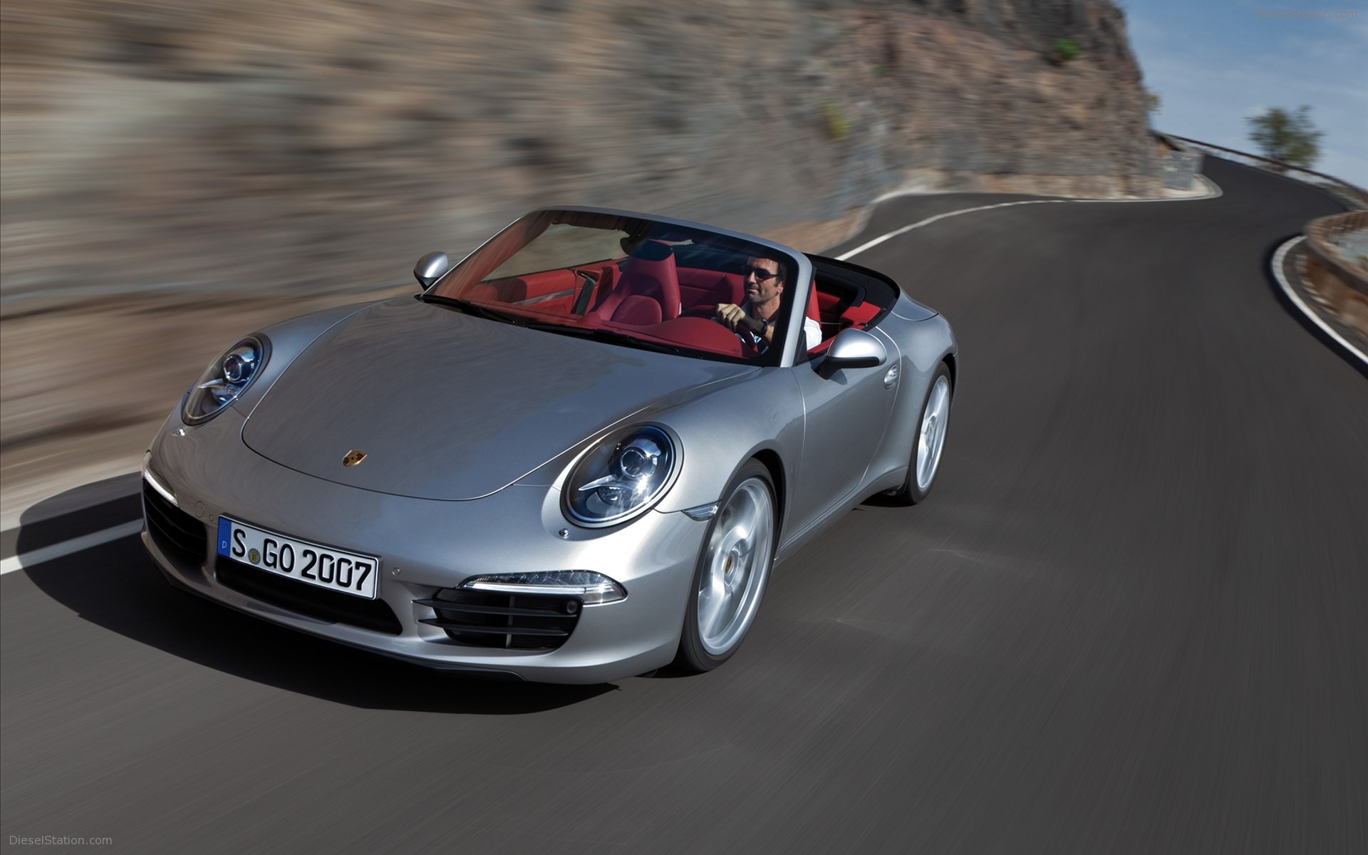 Porsche 911 Carrera Cabriolet 2012