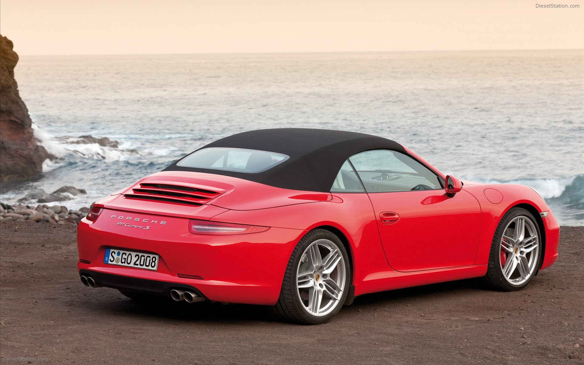 Porsche 911 Carrera Cabriolet 2012