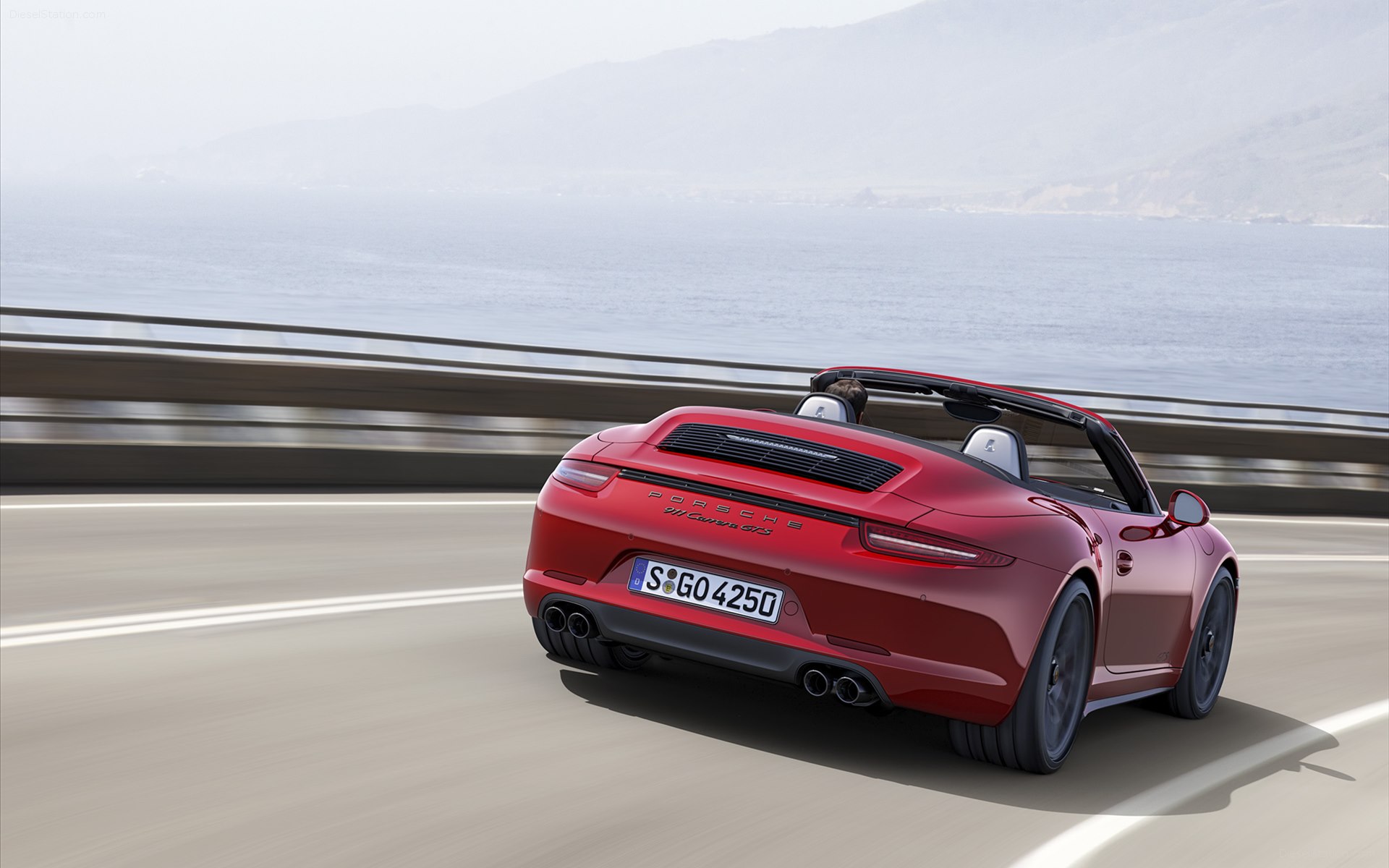 Porsche 911 Carrera GTS 2015