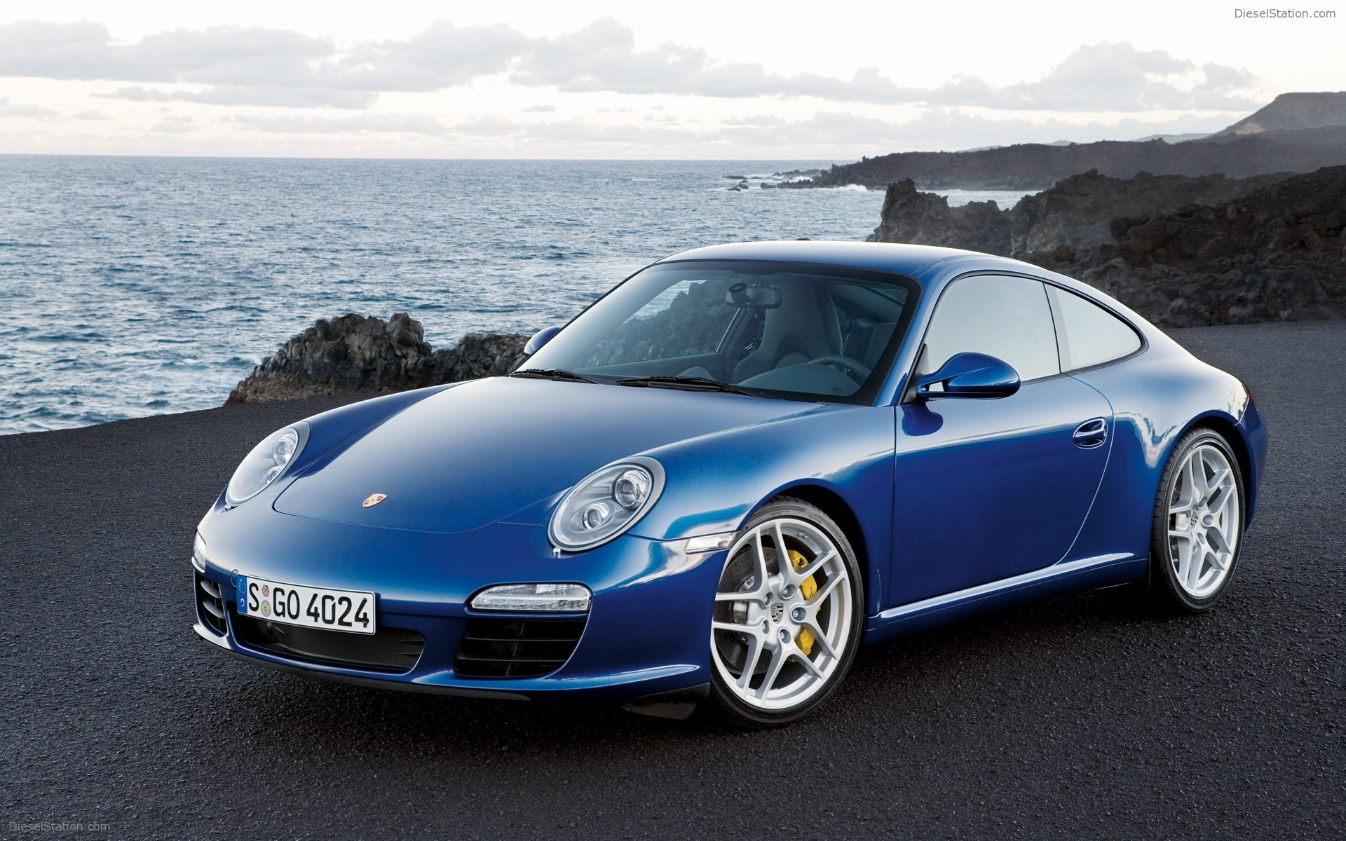 Porsche 911 Carrera and Carrera S