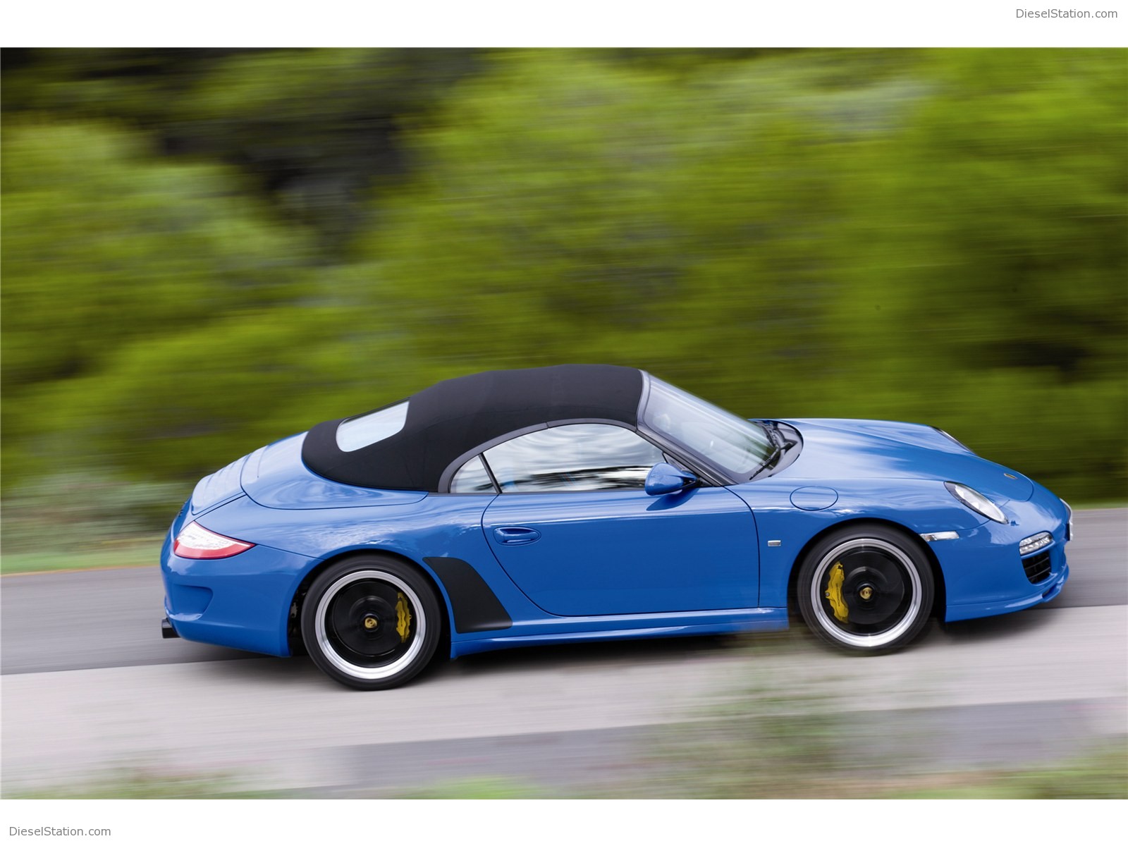 Porsche 911 Carrera Speedster 2011