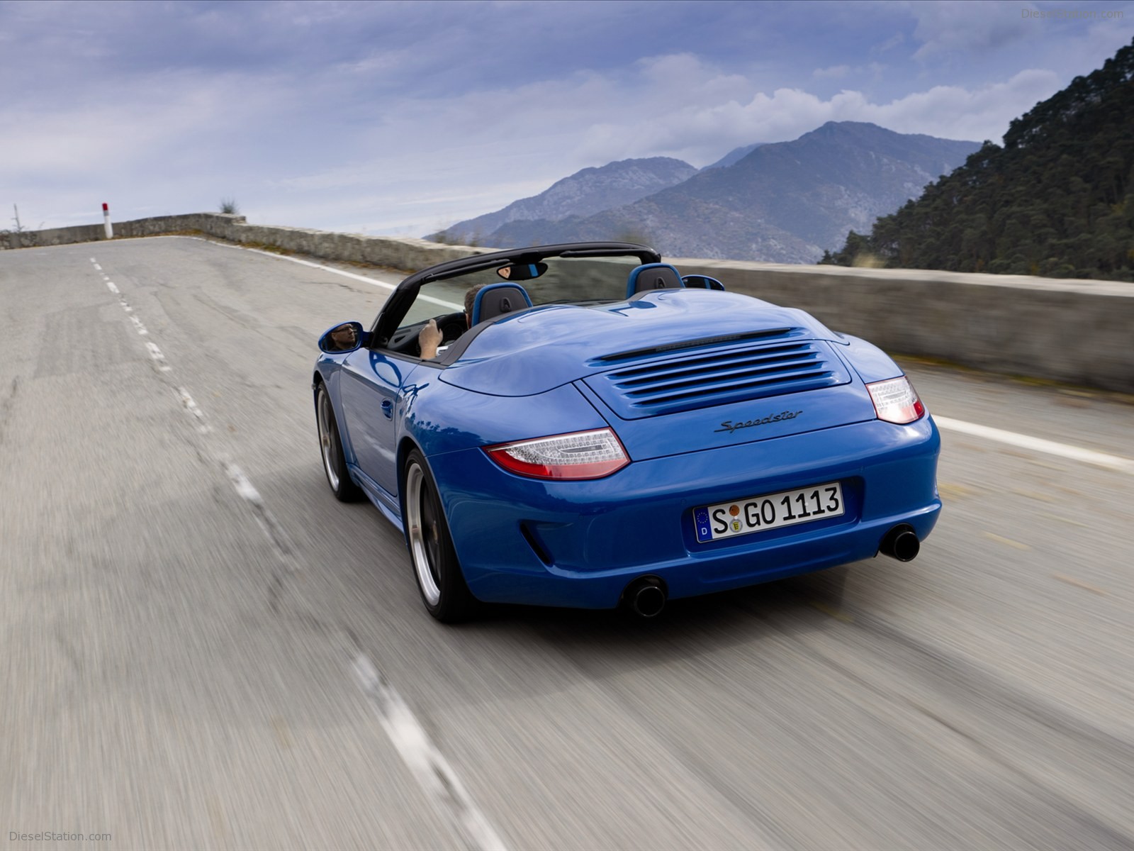 Porsche 911 Carrera Speedster 2011