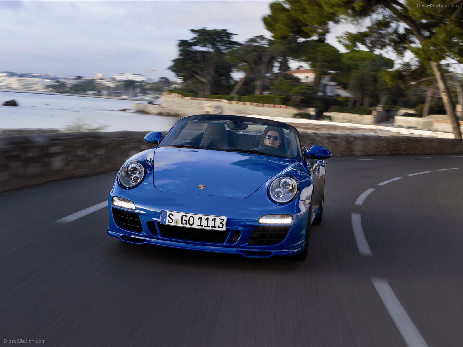 Porsche 911 Carrera Speedster 2011