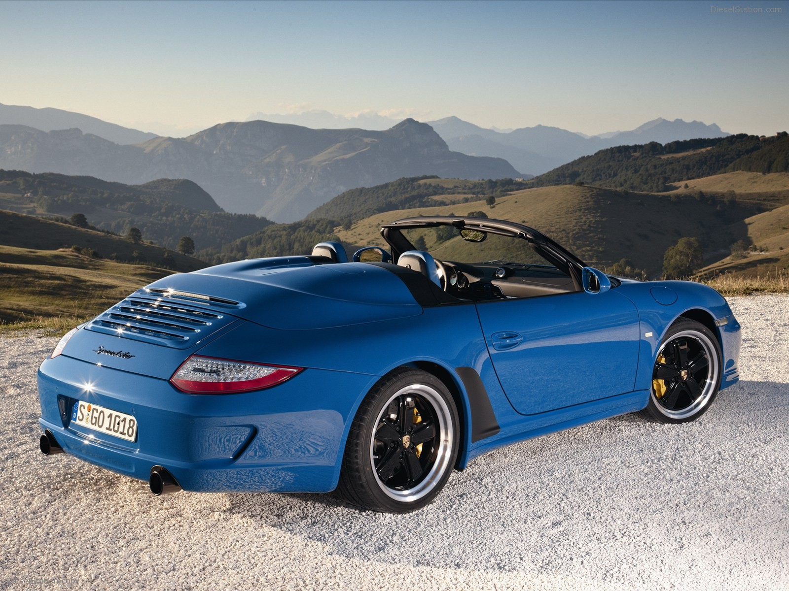 Porsche 911 Carrera Speedster 2011