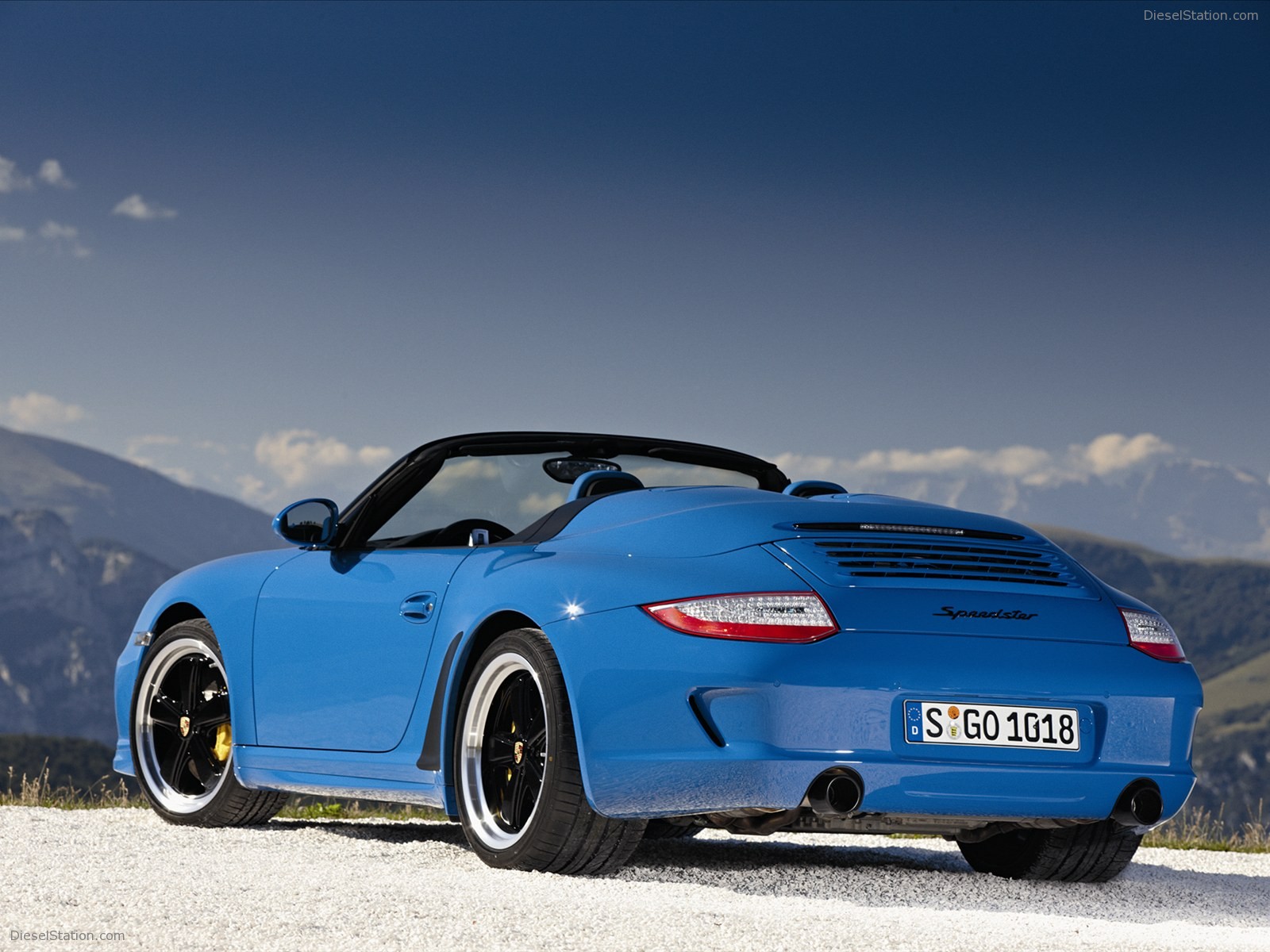 Porsche 911 Carrera Speedster 2011