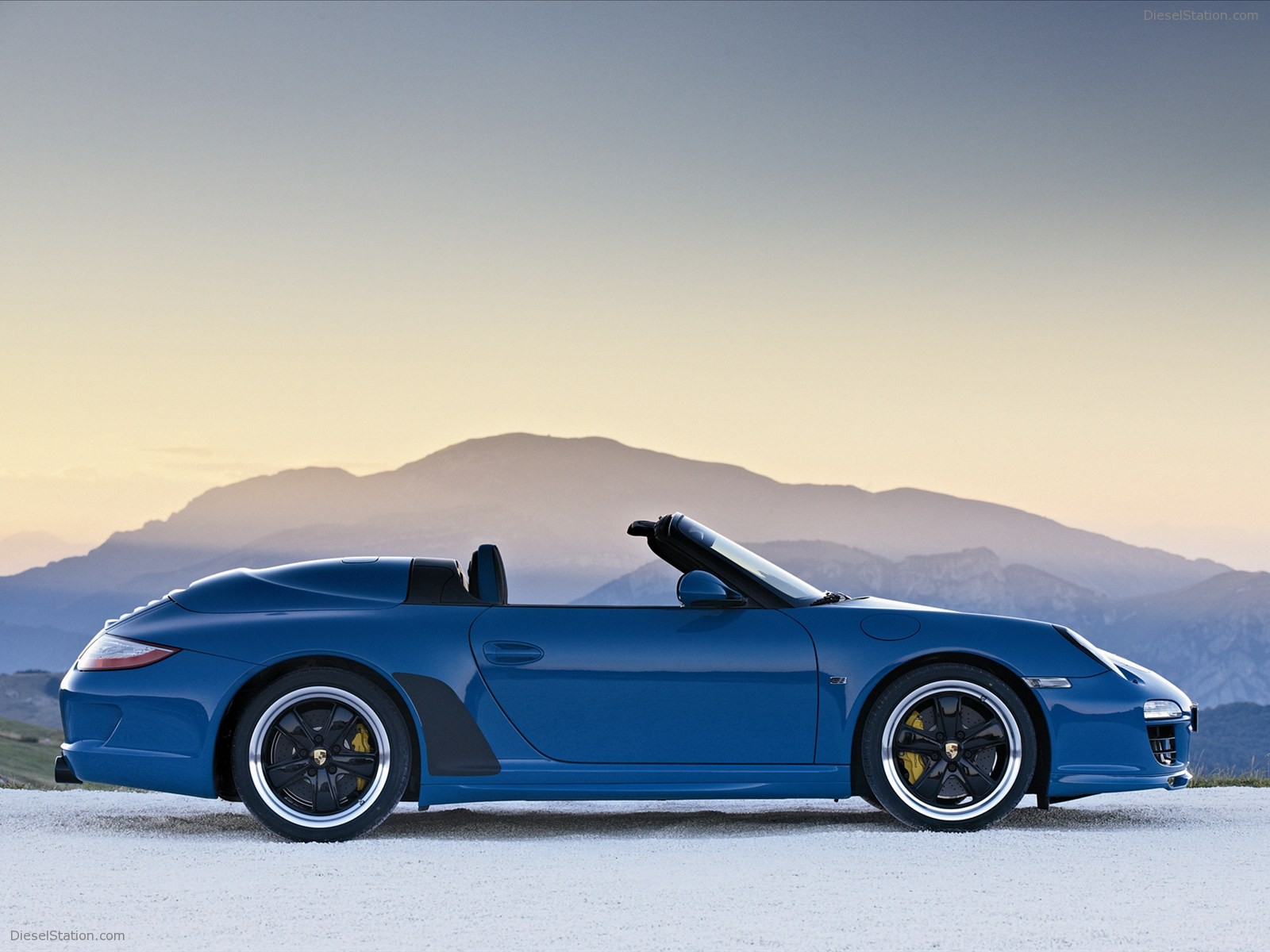 Porsche 911 Carrera Speedster 2011