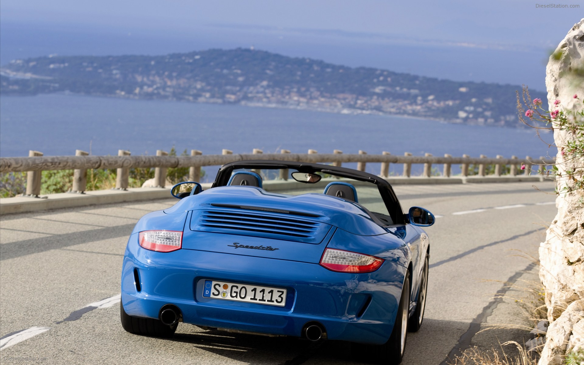 Porsche 911 Carrera Speedster 2011