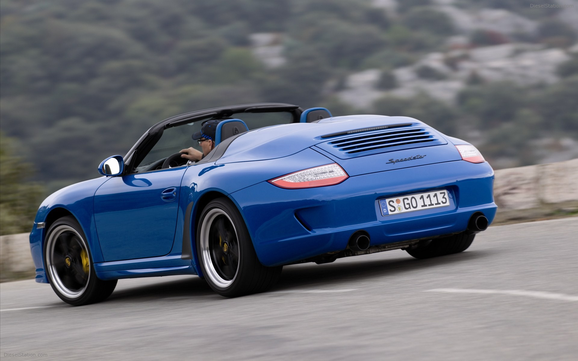 Porsche 911 Carrera Speedster 2011