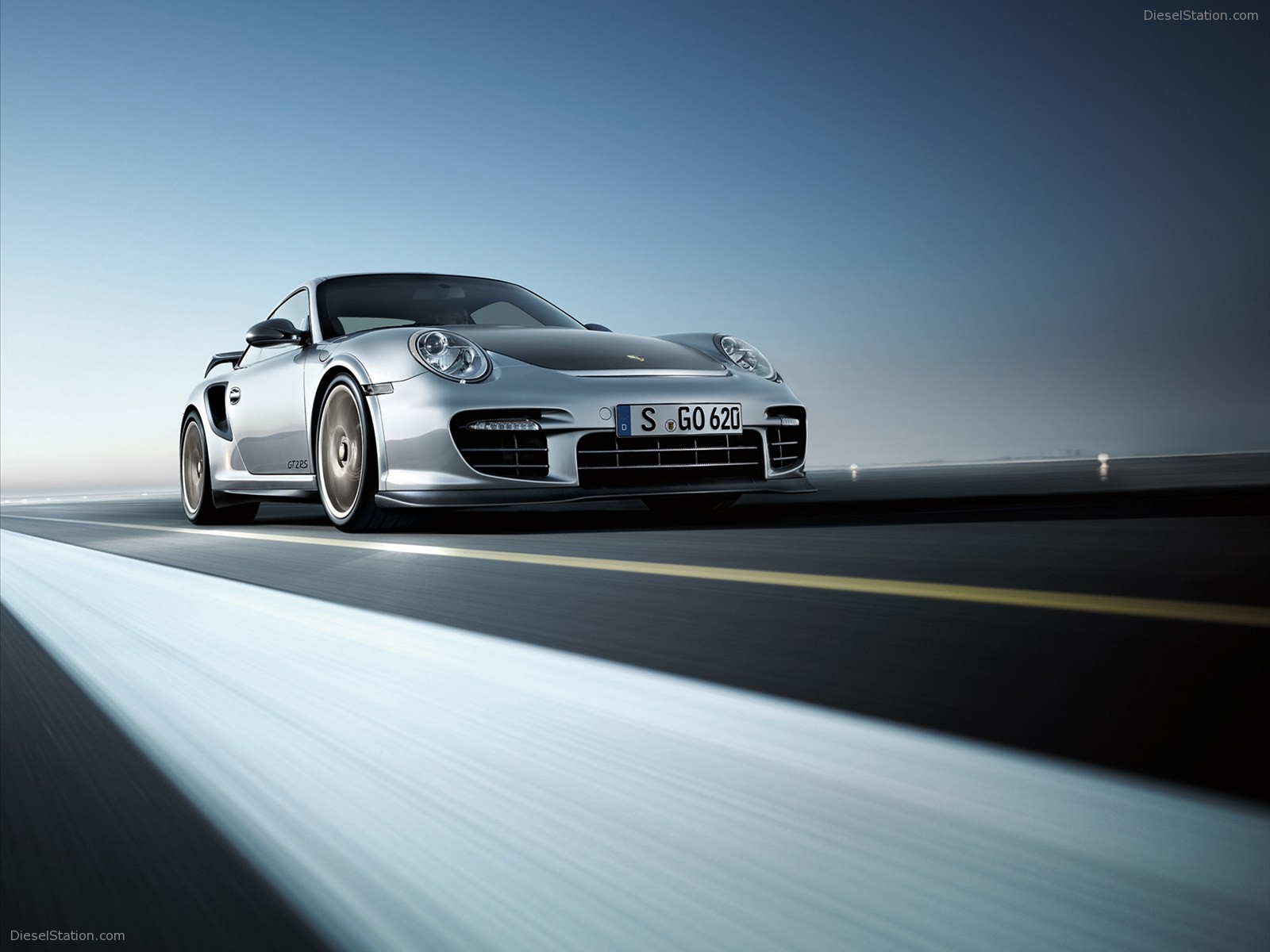 Porsche 911 GT2 RS