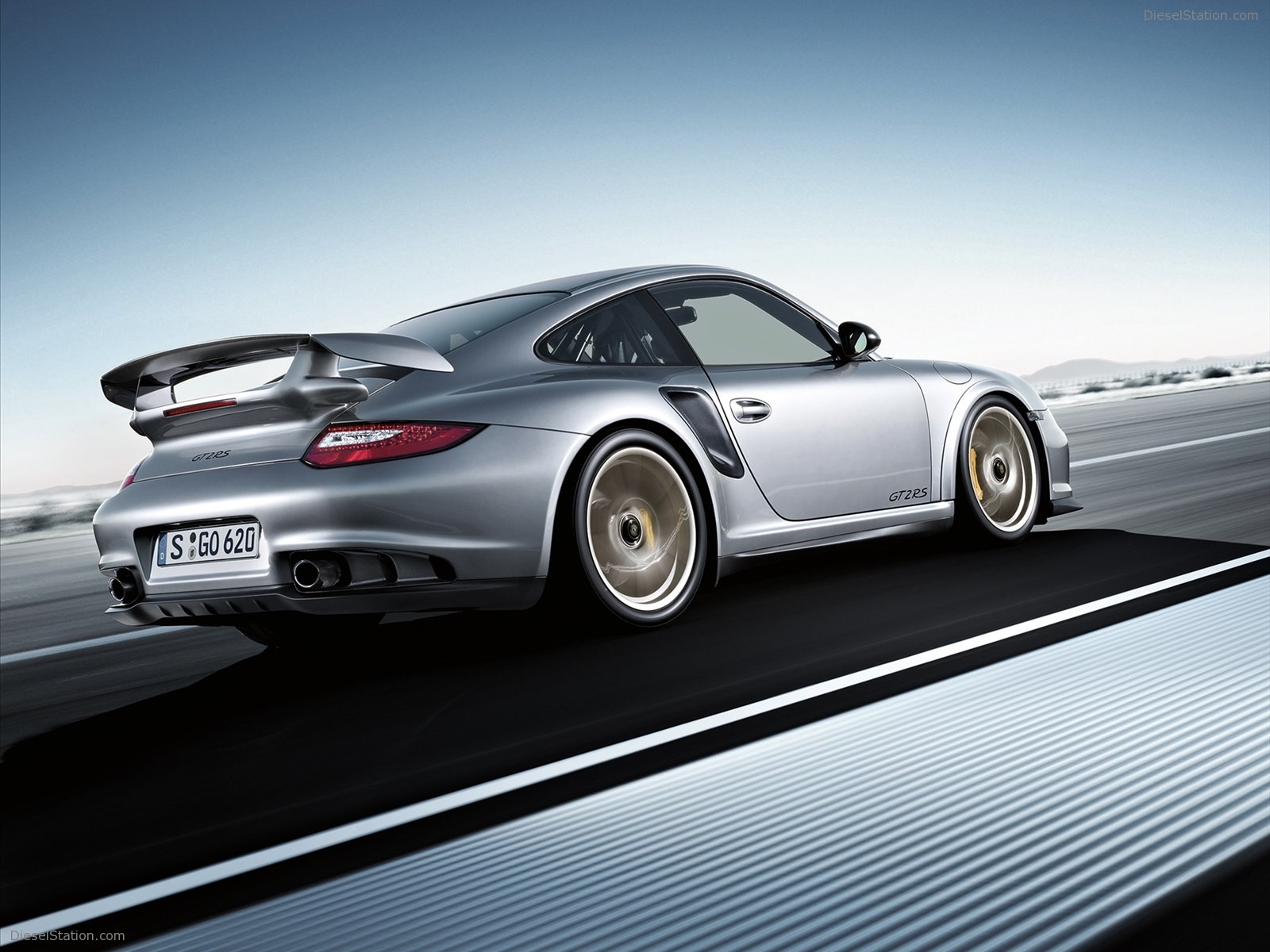 Porsche 911 GT2 RS