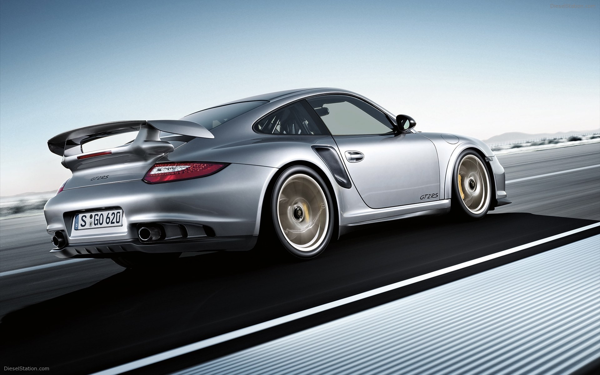 Porsche 911 GT2 RS