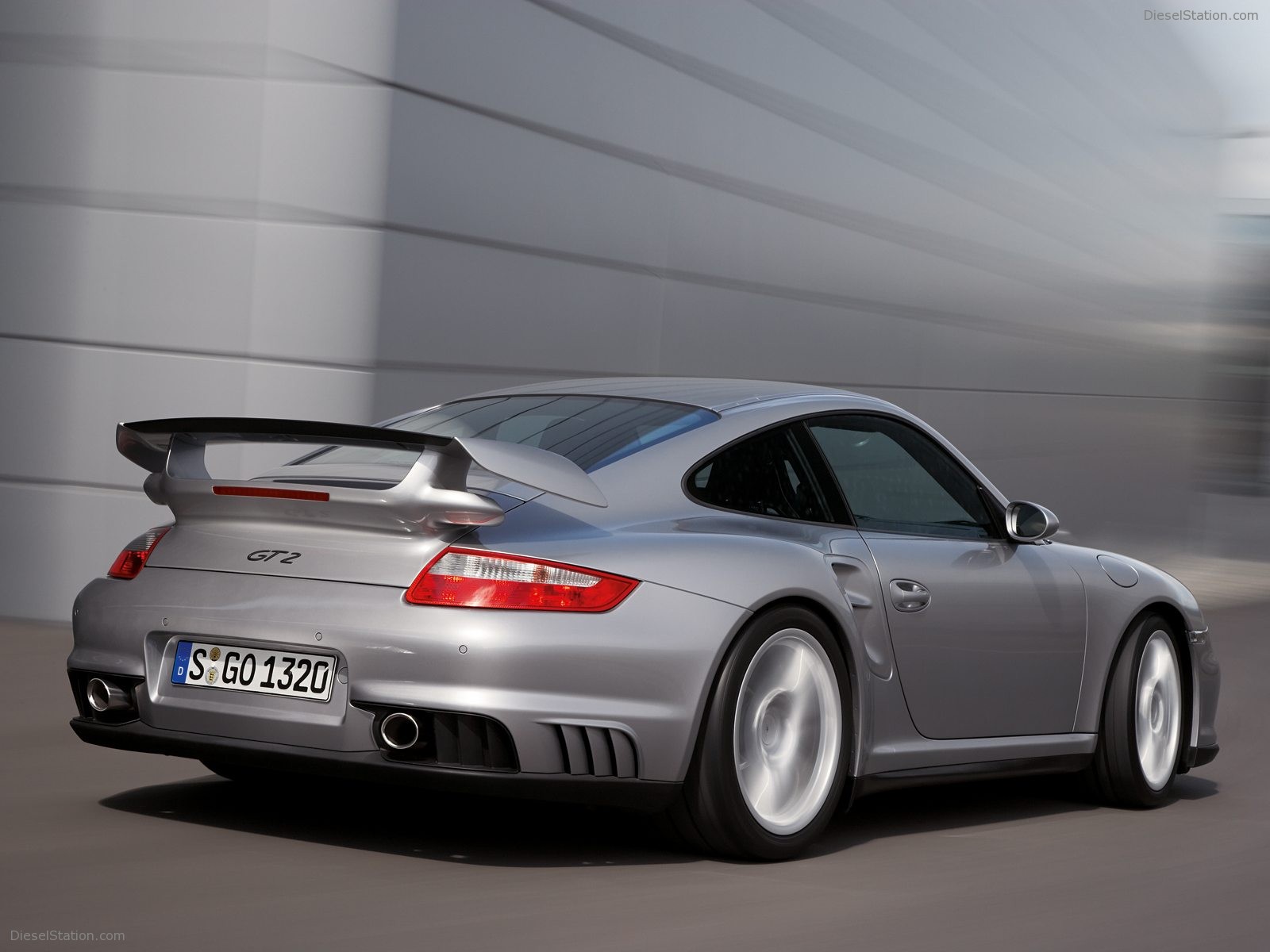 Porsche 911 GT2